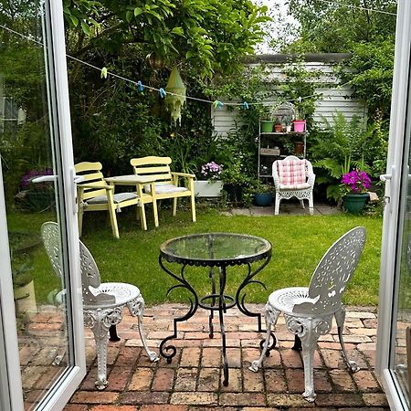 Garden Snug Apartment เบลฟาสต์ ภายนอก รูปภาพ
