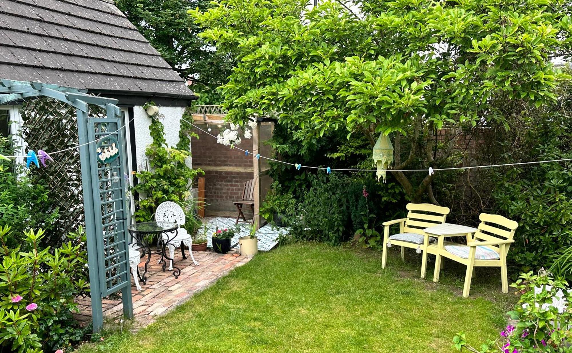 Garden Snug Apartment เบลฟาสต์ ภายนอก รูปภาพ